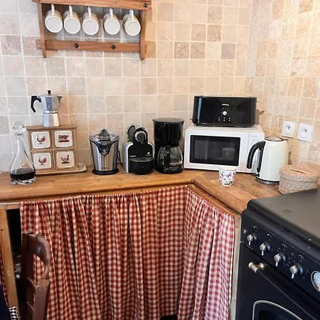 Dom wakacyjny Abbaye - Maison Entiere - Jardin - Jacuzzi