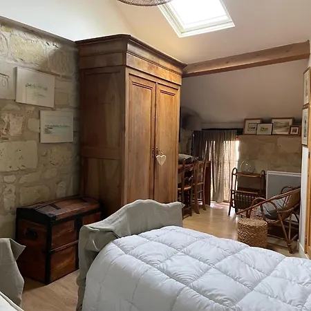 Dom wakacyjny Abbaye - Maison Entiere - Jardin - Jacuzzi