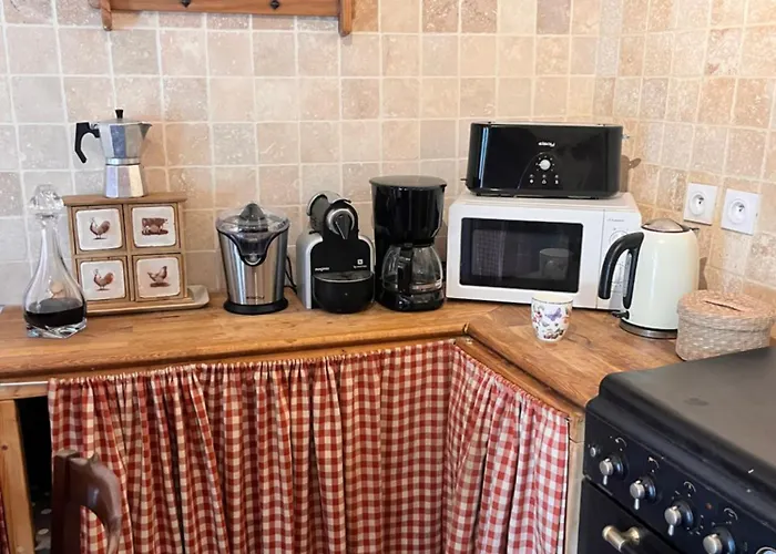 Vakantiehuis Abbaye - Maison Entiere - Jardin - Jacuzzi