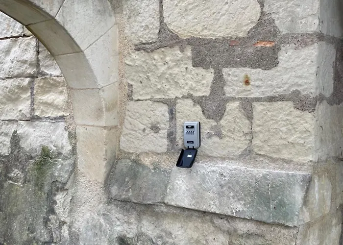 Abbaye - Maison Entiere - Jardin - Jacuzzi *