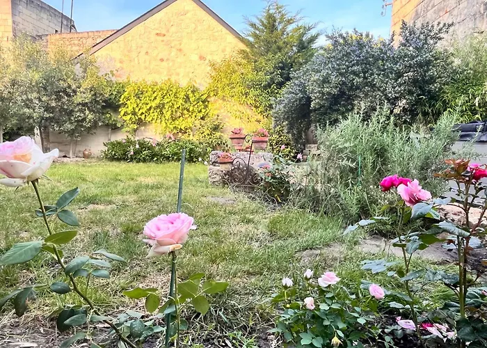 Vakantiehuis Abbaye - Maison Entiere - Jardin - Jacuzzi